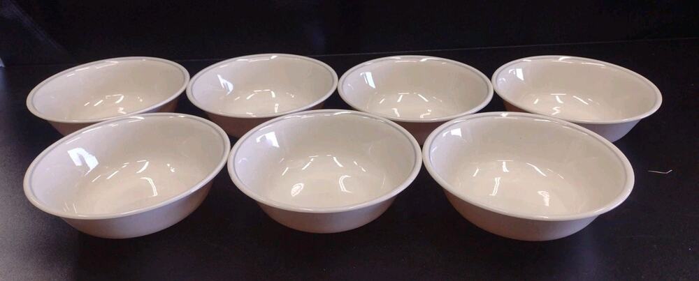 Set Of 7 Ivory With Silver Ring 6 1/4” Soup/ Cereal Bowls
